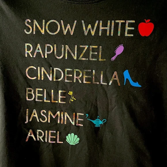 Disney Princess Shirt Women Size Medium New Tags - Picture 2 of 4